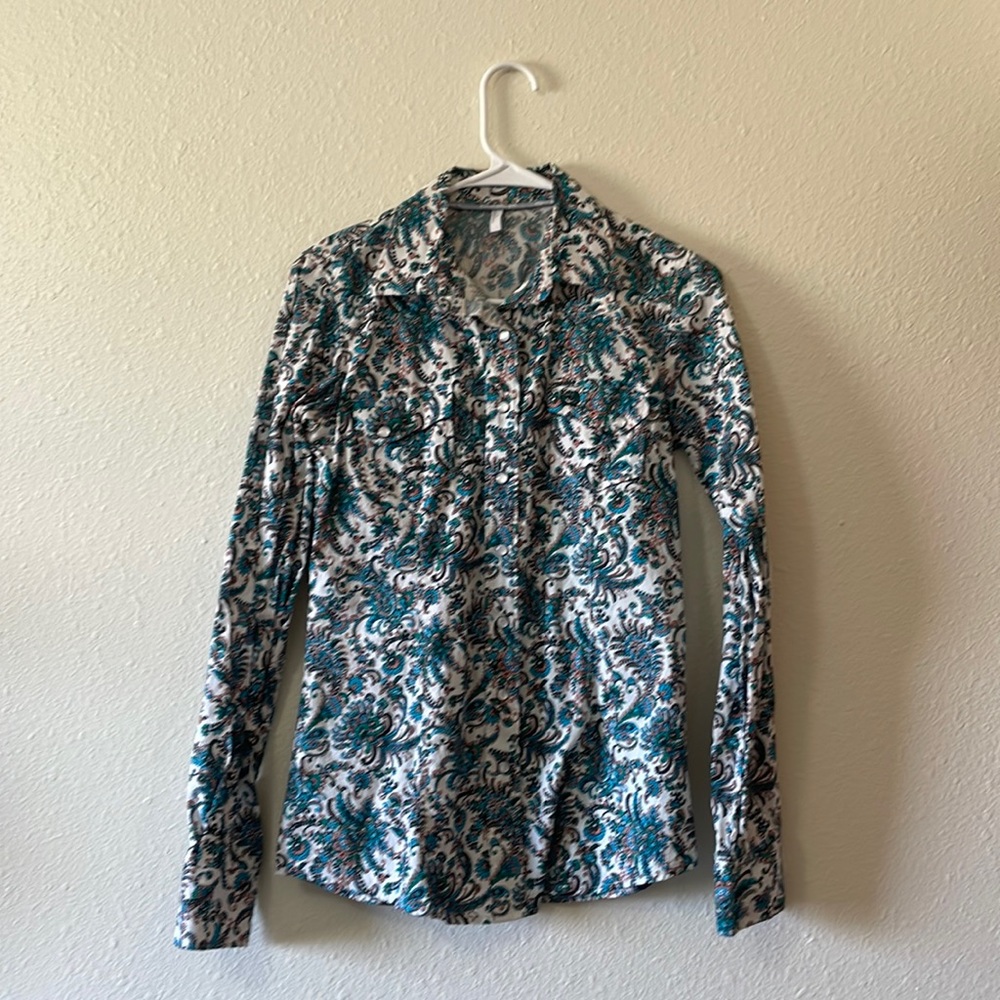 Cinch button up